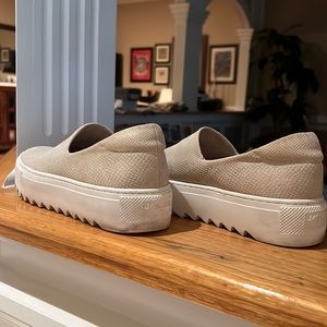 J/SLIDES beige slip-ons